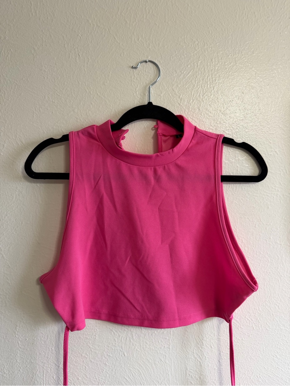 Women's Hot Pink Cropped Sleeveless Top